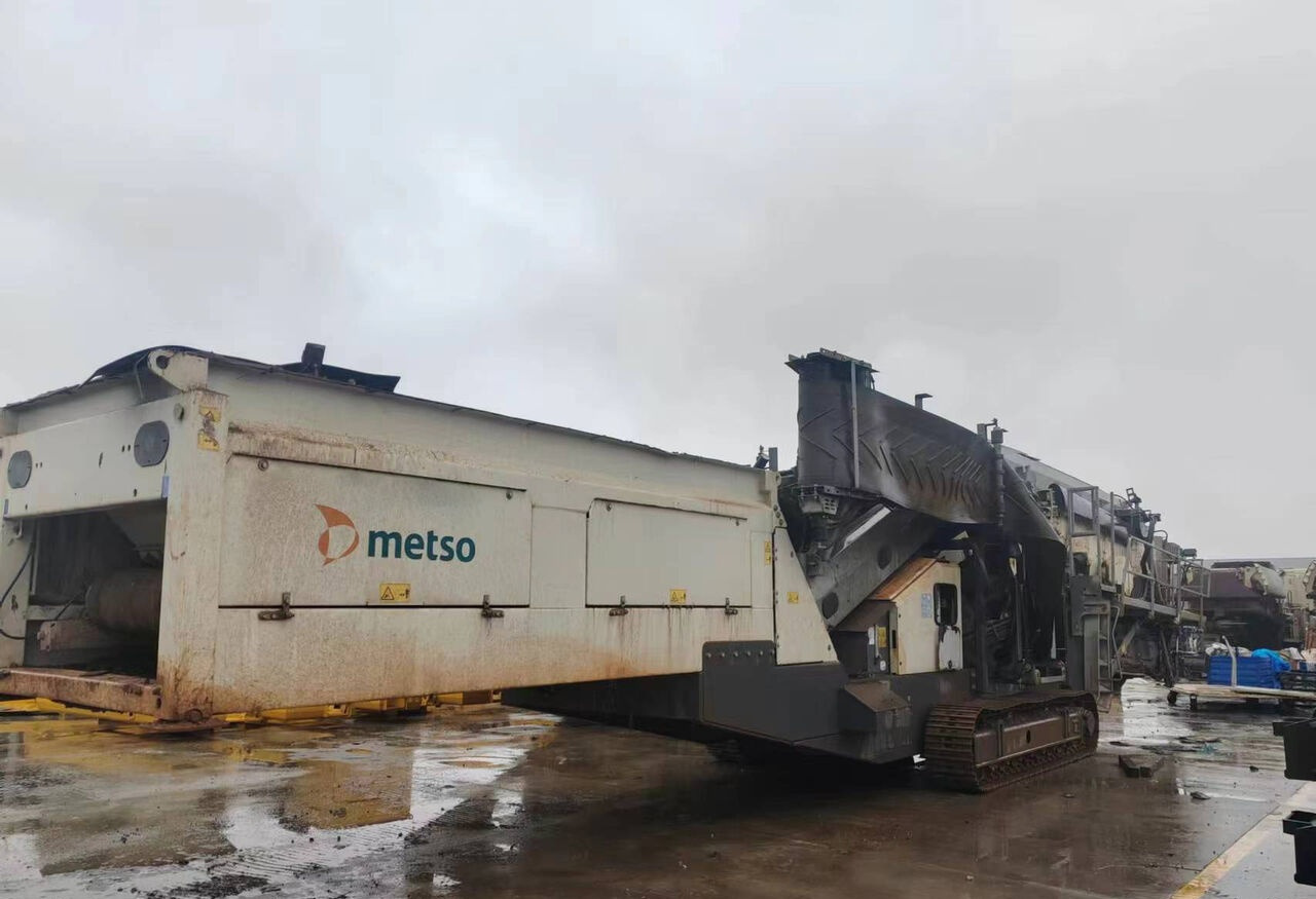 Metso Lokotrack ST4.8 Crawler Screen - Třídič: obrázek 2 Metso Lokotrack ST4.8 Crawler Screen - Třídič: obrázek 2