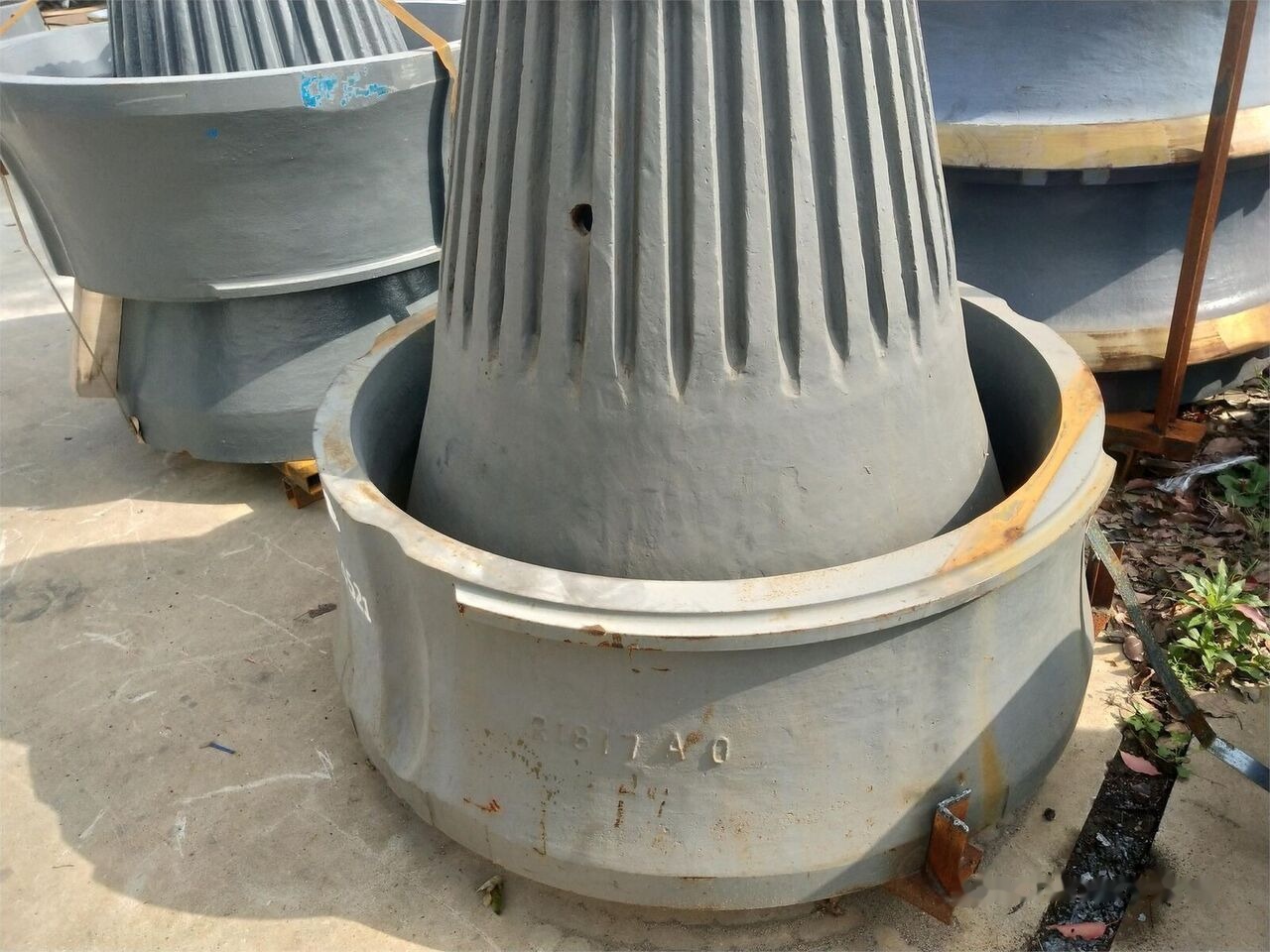 BOWL/CONCAVE/MANTLE/SPARE PARTS KINGLINK for Sandvik crushing plant - Náhradní díly: obrázek 2 BOWL/CONCAVE/MANTLE/SPARE PARTS KINGLINK for Sandvik crushing plant - Náhradní díly: obrázek 2