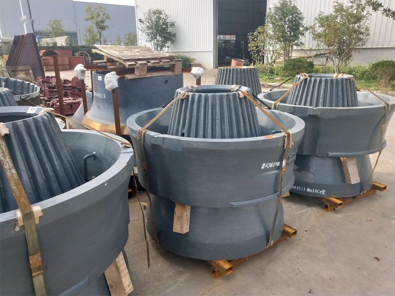 BOWL/CONCAVE/MANTLE/SPARE PARTS KINGLINK for Sandvik crushing plant - Náhradní díly: obrázek 3 BOWL/CONCAVE/MANTLE/SPARE PARTS KINGLINK for Sandvik crushing plant - Náhradní díly: obrázek 3