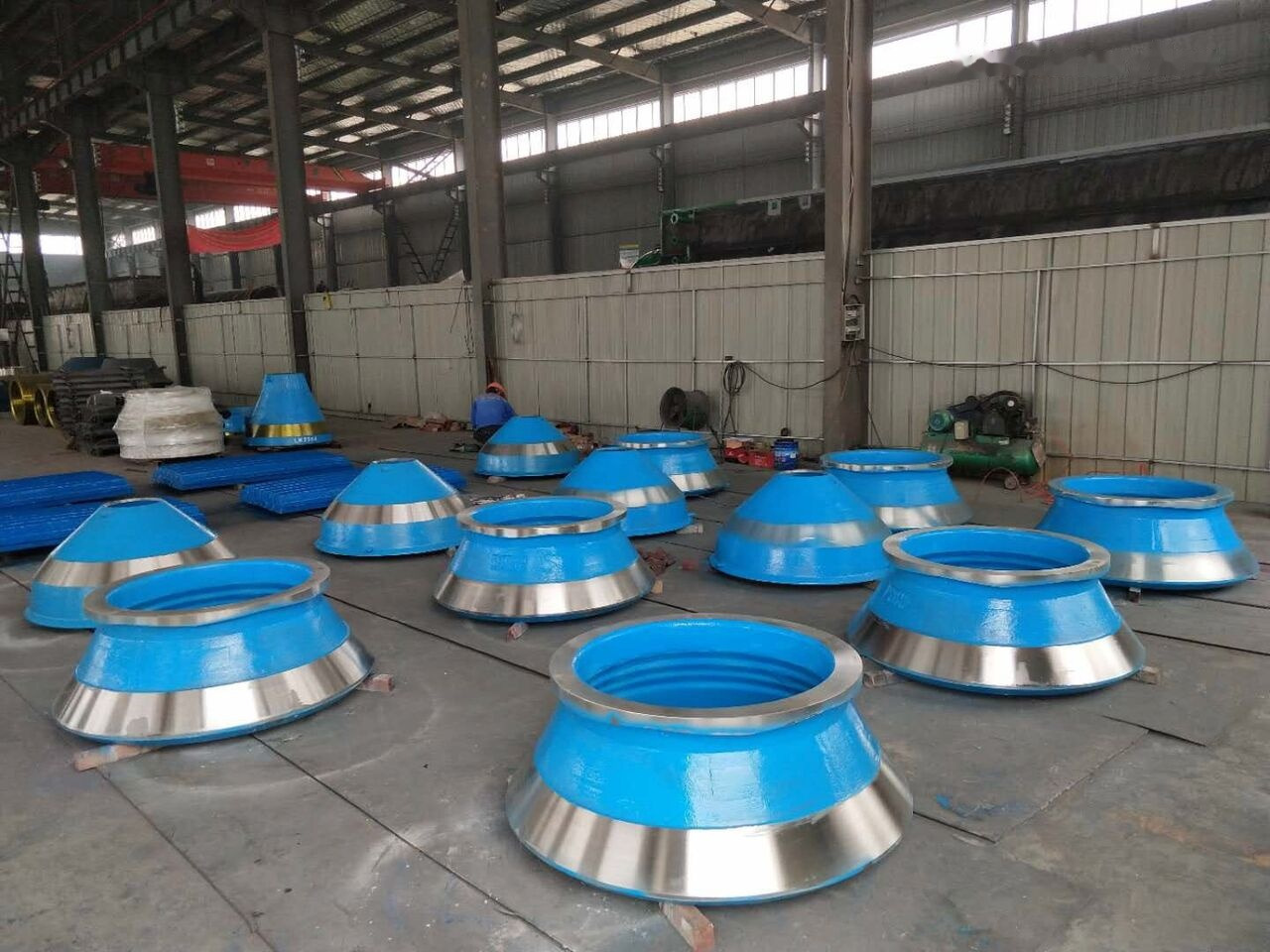 Bowl liner, Mantle, Concave For Metso CONE CRUSHER - Náhradní díly pro Čelisťový drtič: obrázek 1 Bowl liner, Mantle, Concave For Metso CONE CRUSHER - Náhradní díly pro Čelisťový drtič: obrázek 1