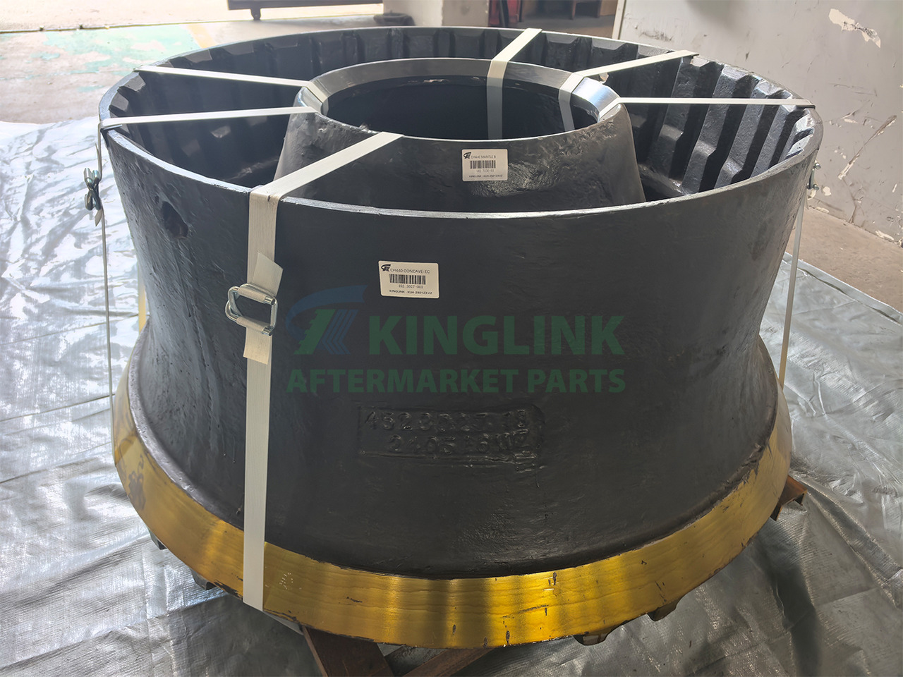 KINGLINK High Manganese Steel Mantle B 442.7230 and Concave EC 452.3027-001 For CH440 Cone Crusher - Náhradní díly pro Drticí zařízení: obrázek 2 KINGLINK High Manganese Steel Mantle B 442.7230 and Concave EC 452.3027-001 For CH440 Cone Crusher - Náhradní díly pro Drticí zařízení: obrázek 2