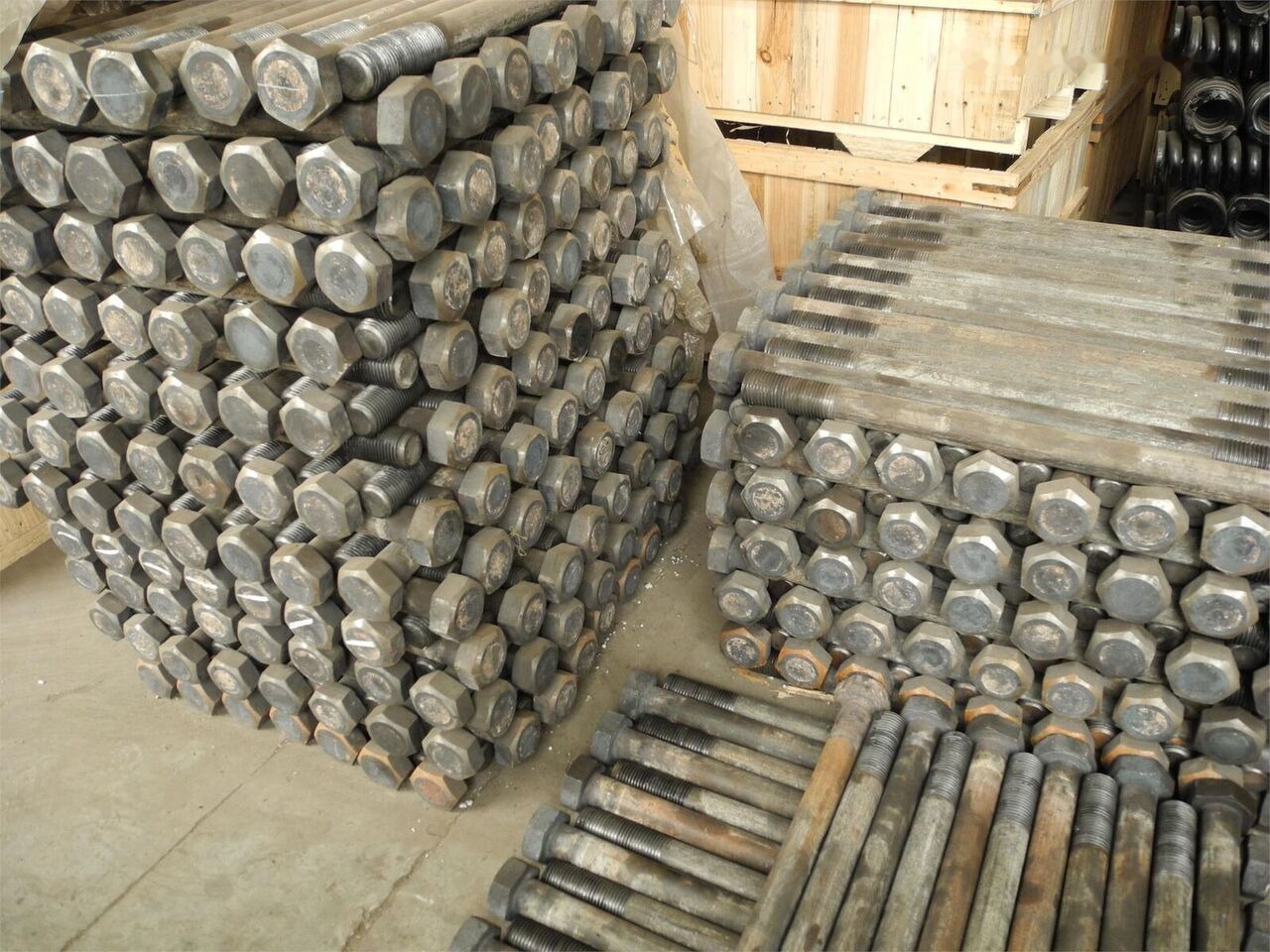 WEAR PARTS for KINGLINK SYMONS CONE CRUSHER crushing plant - Náhradní díly: obrázek 1 WEAR PARTS for KINGLINK SYMONS CONE CRUSHER crushing plant - Náhradní díly: obrázek 1