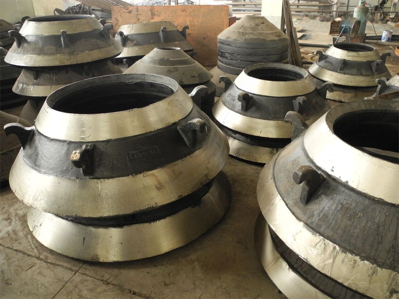WEAR PARTS for KINGLINK SYMONS CONE CRUSHER crushing plant - Náhradní díly: obrázek 5 WEAR PARTS for KINGLINK SYMONS CONE CRUSHER crushing plant - Náhradní díly: obrázek 5