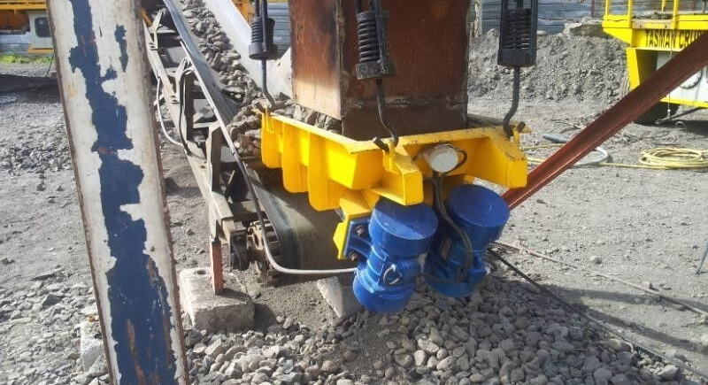 KINGLINK GZG5090 Chute Pan Feeder - Stavební technika: obrázek 1 KINGLINK GZG5090 Chute Pan Feeder - Stavební technika: obrázek 1