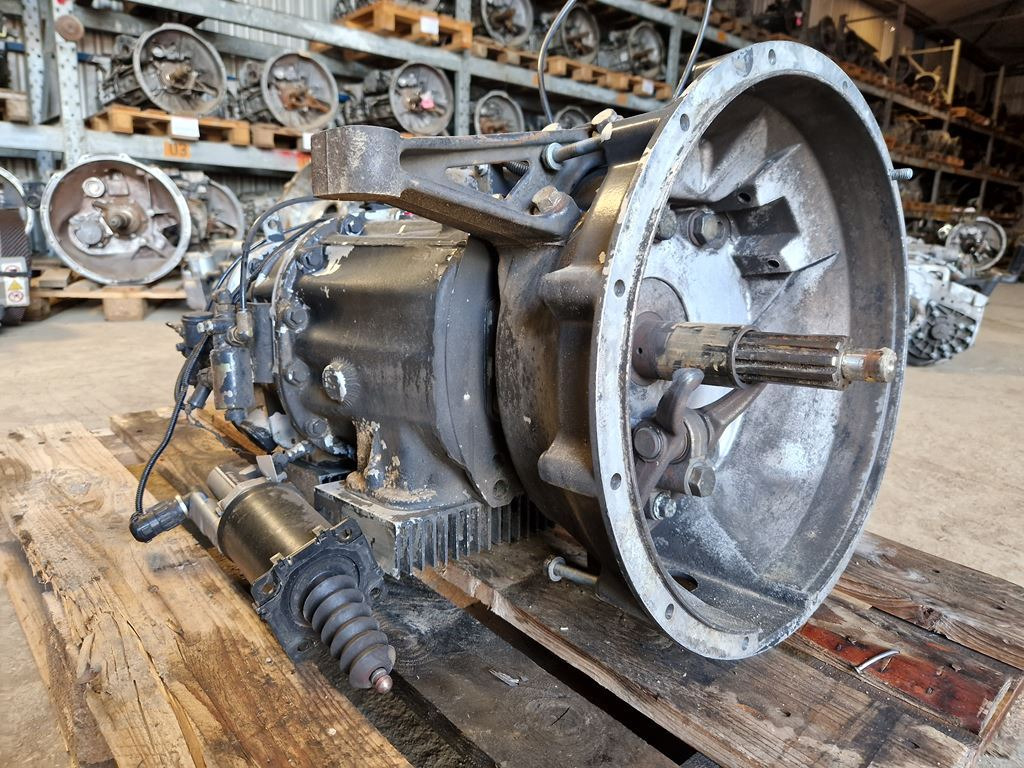 EATON / VICKERS Y 08389 - Převodovka pro Nákladní auto: obrázek 4 EATON / VICKERS Y 08389 - Převodovka pro Nákladní auto: obrázek 4