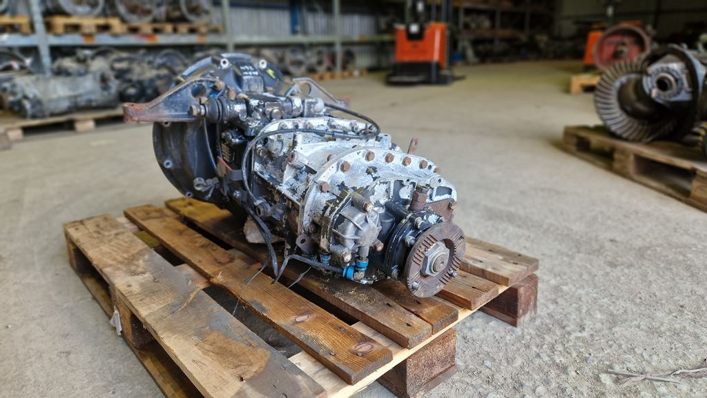 EATON / VICKERS Y08060 - Převodovka pro Nákladní auto: obrázek 4 EATON / VICKERS Y08060 - Převodovka pro Nákladní auto: obrázek 4