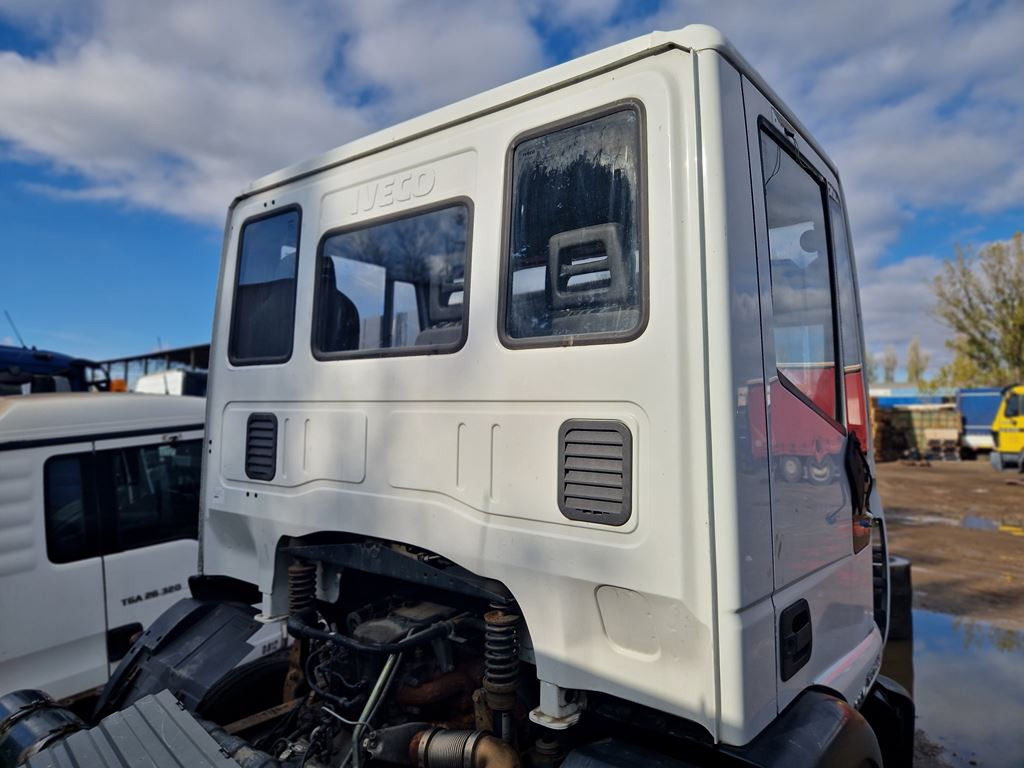 IVECO EUROCARGO - Kabina pro Nákladní auto: obrázek 4 IVECO EUROCARGO - Kabina pro Nákladní auto: obrázek 4