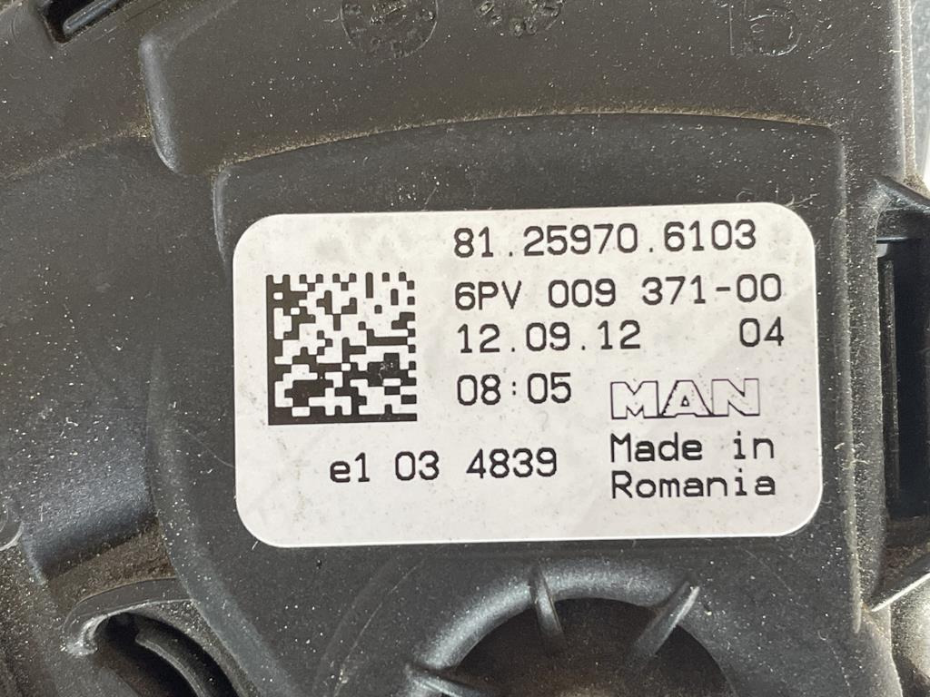 MAN - 81.25970.6103 - Pedál pro Nákladní auto: obrázek 4 MAN - 81.25970.6103 - Pedál pro Nákladní auto: obrázek 4