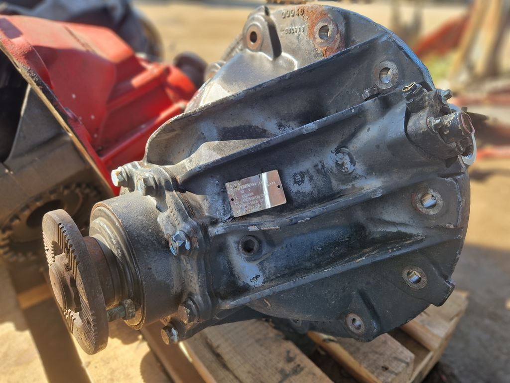 MAN 81.35010.6252 - 9:37 - Diferenciál pro Nákladní auto: obrázek 3 MAN 81.35010.6252 - 9:37 - Diferenciál pro Nákladní auto: obrázek 3