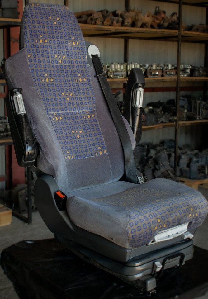 MAN TGA AIR SEAT - DRIVER - Sedaček pro Nákladní auto: obrázek 4 MAN TGA AIR SEAT - DRIVER - Sedaček pro Nákladní auto: obrázek 4