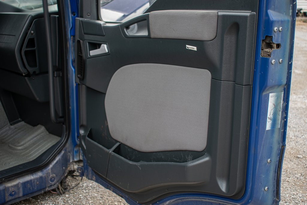 MAN TGL DOOR TRIM RIGHT - PASSENGER'S - Dveře a díly pro Nákladní auto: obrázek 2 MAN TGL DOOR TRIM RIGHT - PASSENGER'S - Dveře a díly pro Nákladní auto: obrázek 2