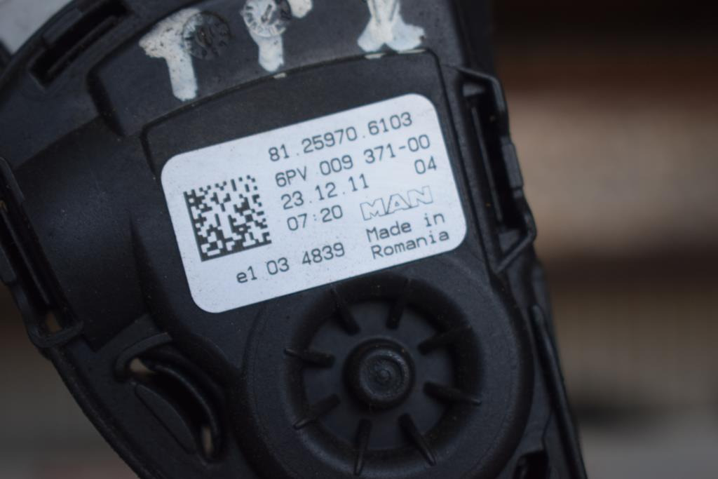 MAN TGX - Pedál pro Nákladní auto: obrázek 3 MAN TGX - Pedál pro Nákladní auto: obrázek 3