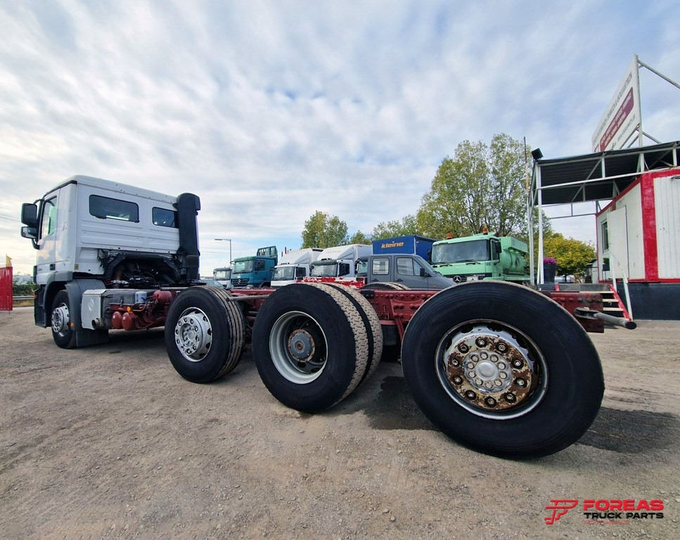 MERCEDES-BENZ ACTROS 3241 8x2 EURO 5 INTARDER - Podvozek s kabinou: obrázek 5 MERCEDES-BENZ ACTROS 3241 8x2 EURO 5 INTARDER - Podvozek s kabinou: obrázek 5