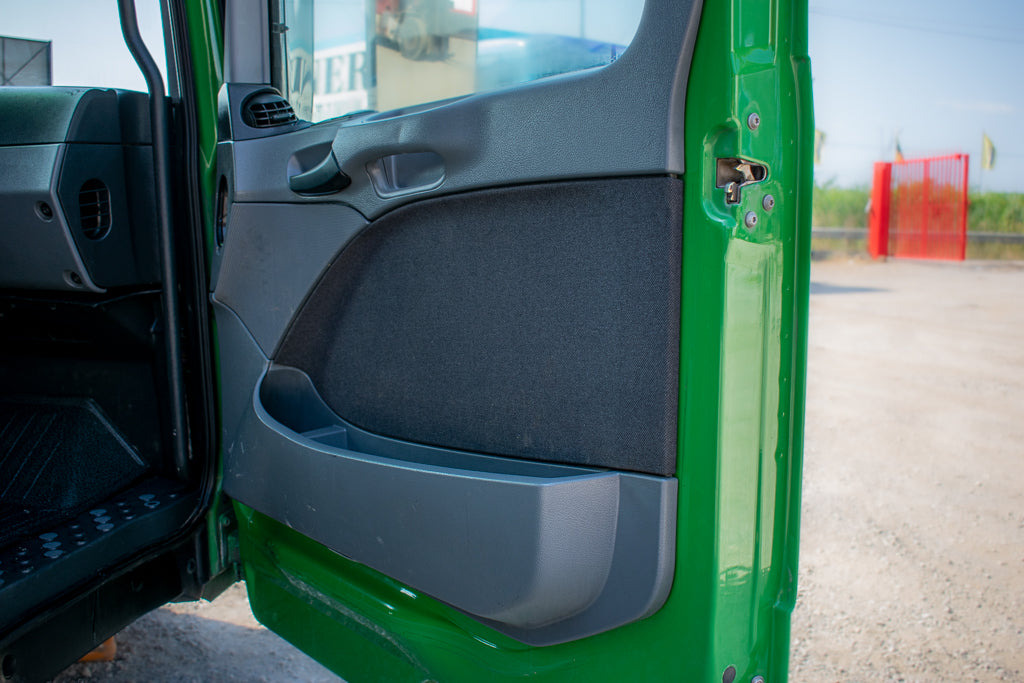 MERCEDES-BENZ ACTROS MP II DOOR LINING - PASSENGER - Dveře a díly pro Nákladní auto: obrázek 2 MERCEDES-BENZ ACTROS MP II DOOR LINING - PASSENGER - Dveře a díly pro Nákladní auto: obrázek 2
