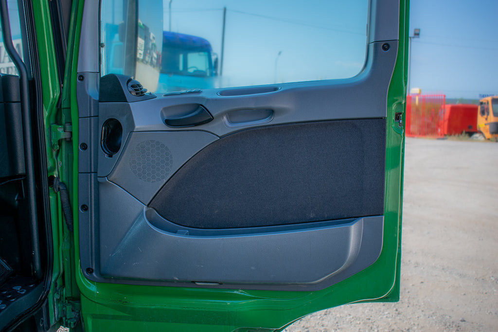MERCEDES-BENZ ACTROS MP II DOOR LINING - PASSENGER - Dveře a díly pro Nákladní auto: obrázek 1 MERCEDES-BENZ ACTROS MP II DOOR LINING - PASSENGER - Dveře a díly pro Nákladní auto: obrázek 1