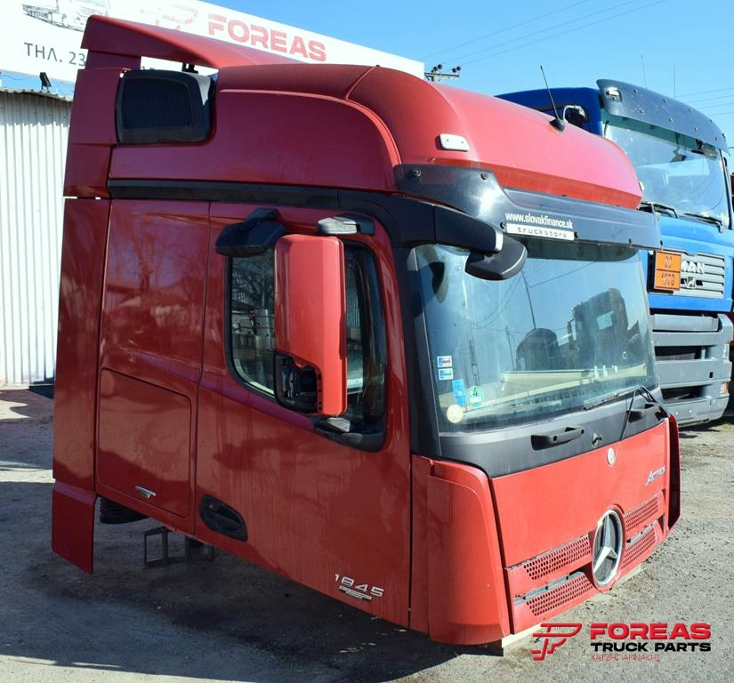 MERCEDES-BENZ ACTROS MP4 GIGA SPACE - Kabina pro Nákladní auto: obrázek 3 MERCEDES-BENZ ACTROS MP4 GIGA SPACE - Kabina pro Nákladní auto: obrázek 3