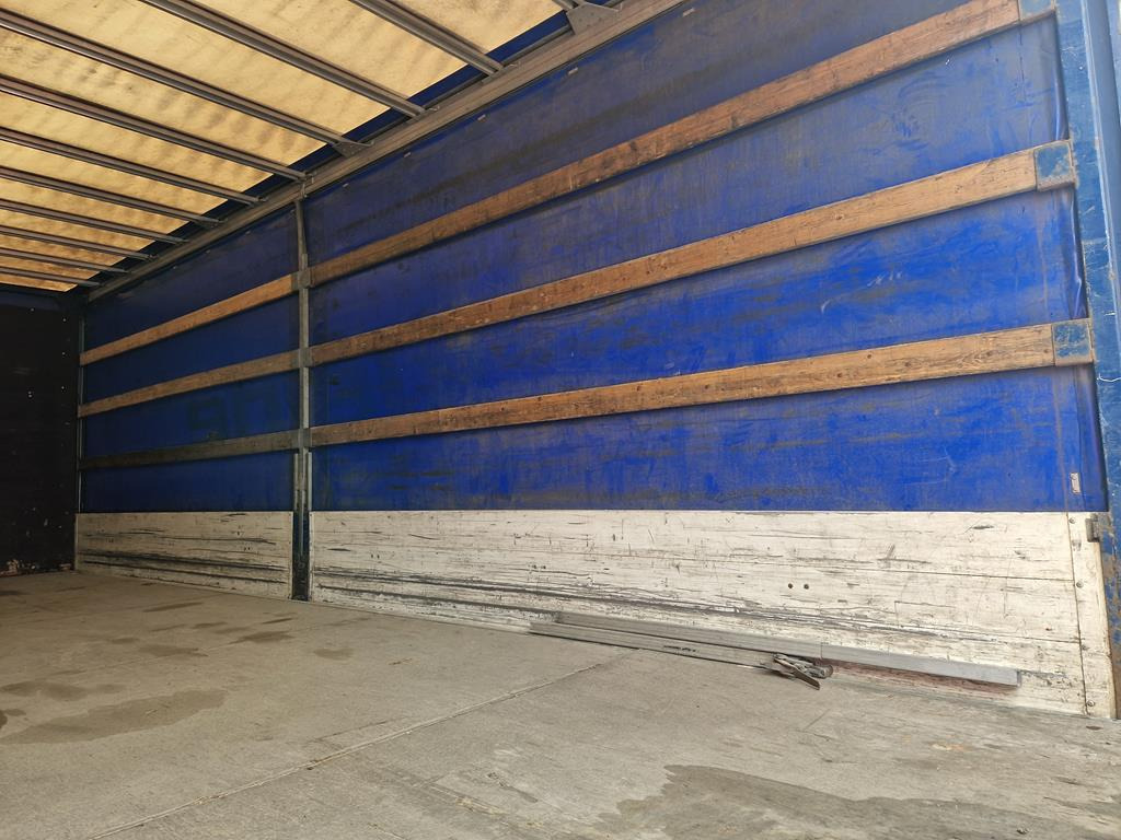 Plachtový nákladní auto MERCEDES-BENZ ATEGO 1218: obrázek 43 Plachtový nákladní auto MERCEDES-BENZ ATEGO 1218: obrázek 43