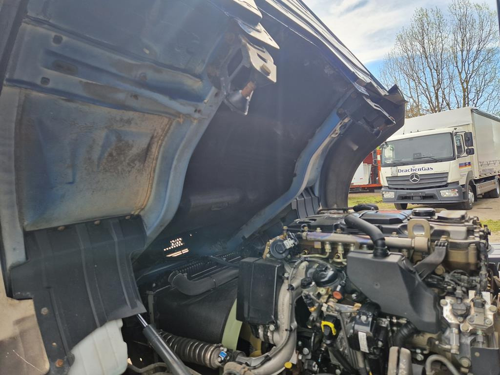 Plachtový nákladní auto MERCEDES-BENZ ATEGO 1218: obrázek 40 Plachtový nákladní auto MERCEDES-BENZ ATEGO 1218: obrázek 40