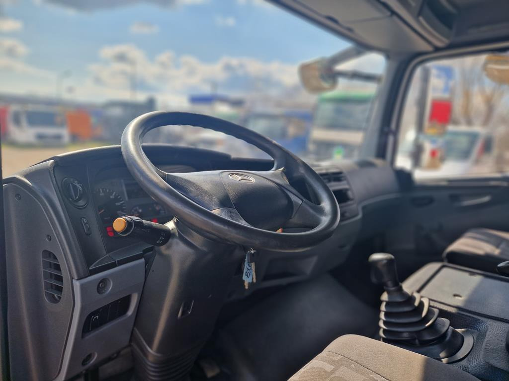MERCEDES-BENZ ATEGO 816 - Plachtový nákladní auto: obrázek 3 MERCEDES-BENZ ATEGO 816 - Plachtový nákladní auto: obrázek 3