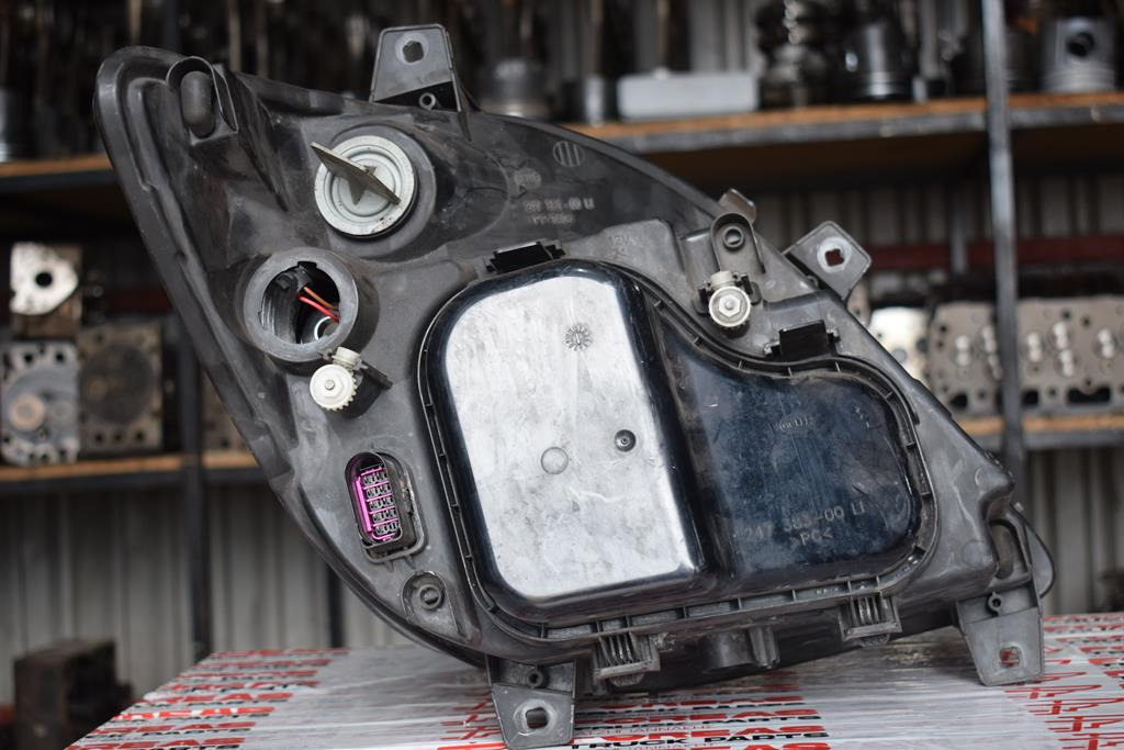 MERCEDES-BENZ SPRINTER 906 LEFT FRONT LIGHT - DRIVER - Světlo/ Osvětlení pro Nákladní auto: obrázek 4 MERCEDES-BENZ SPRINTER 906 LEFT FRONT LIGHT - DRIVER - Světlo/ Osvětlení pro Nákladní auto: obrázek 4