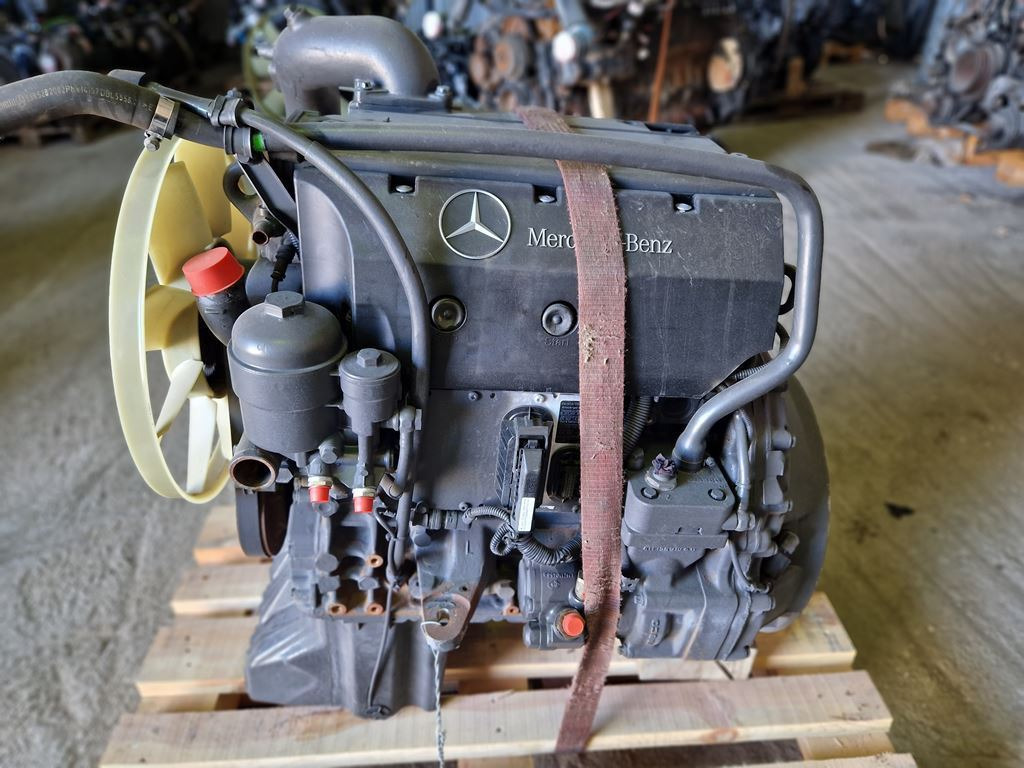 MERCEDES-BENZ VARIO EURO 3 - Motor pro Nákladní auto: obrázek 4 MERCEDES-BENZ VARIO EURO 3 - Motor pro Nákladní auto: obrázek 4