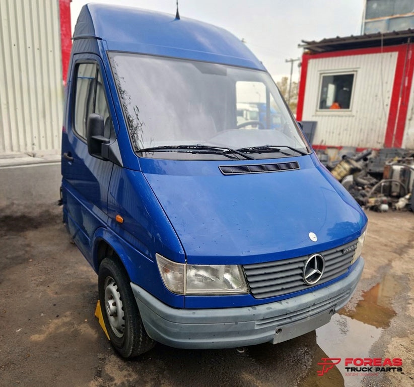 MERCEDES SPRINTER OM601 - Kabina pro Dodávka: obrázek 3 MERCEDES SPRINTER OM601 - Kabina pro Dodávka: obrázek 3