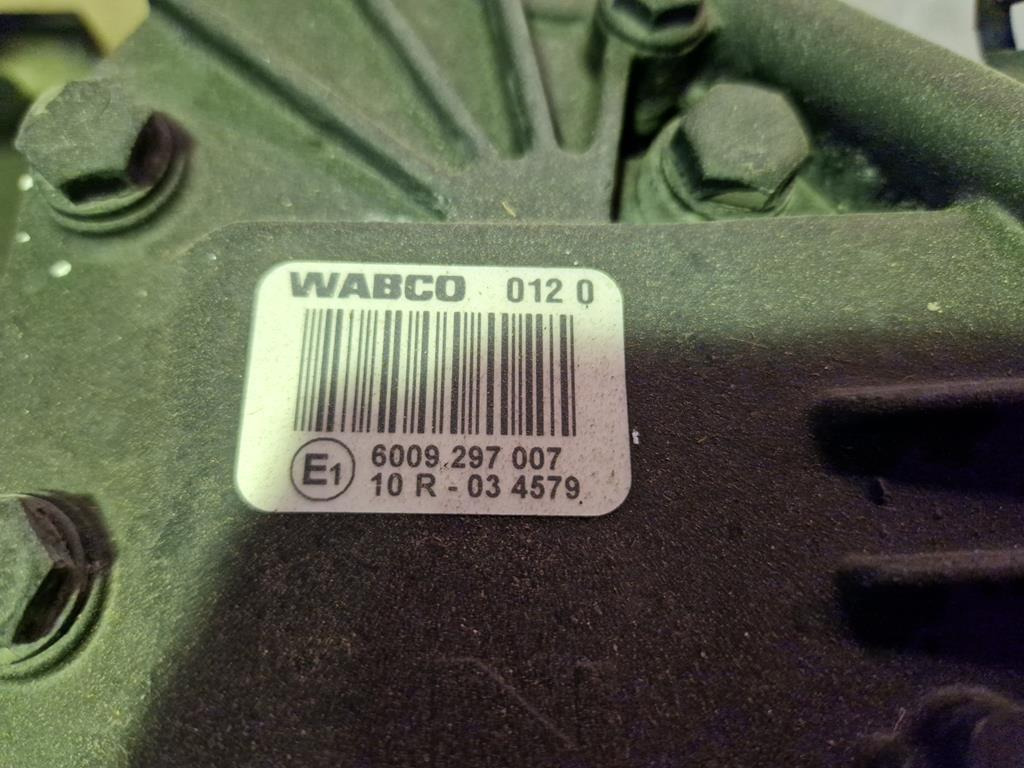 ZF ASTRONIC - 421 355 0120 - Řídicí blok pro Nákladní auto: obrázek 3 ZF ASTRONIC - 421 355 0120 - Řídicí blok pro Nákladní auto: obrázek 3