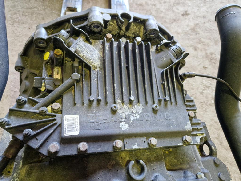 ZF ASTRONIC - 421 355 0120 - Řídicí blok pro Nákladní auto: obrázek 2 ZF ASTRONIC - 421 355 0120 - Řídicí blok pro Nákladní auto: obrázek 2