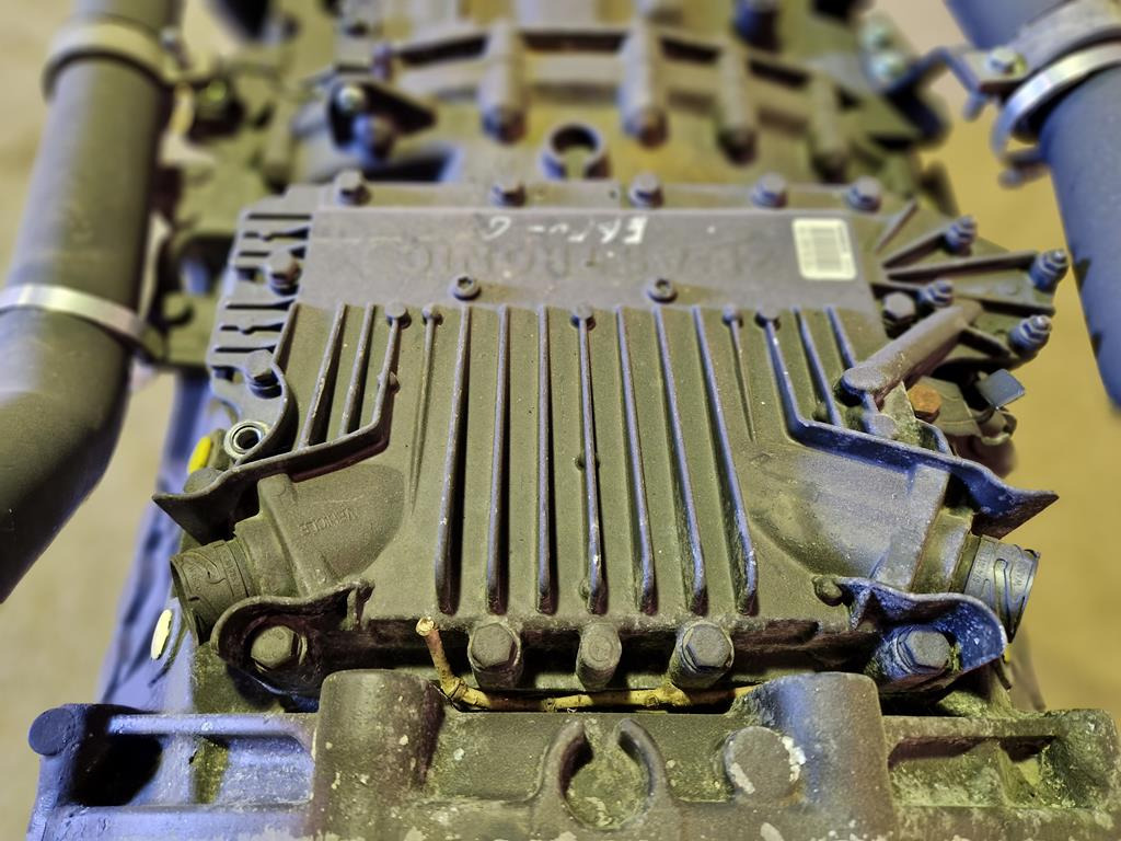 ZF ASTRONIC - 421 355 0120 - Řídicí blok pro Nákladní auto: obrázek 2 ZF ASTRONIC - 421 355 0120 - Řídicí blok pro Nákladní auto: obrázek 2