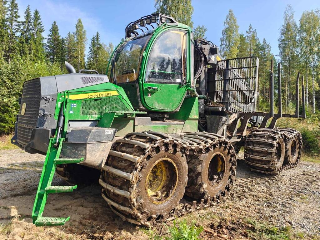 John Deere 1010 G - Vyvážecí souprava: obrázek 1 John Deere 1010 G - Vyvážecí souprava: obrázek 1