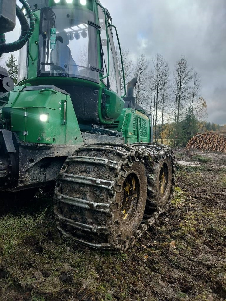 John Deere 1510 E - Vyvážecí souprava: obrázek 5 John Deere 1510 E - Vyvážecí souprava: obrázek 5