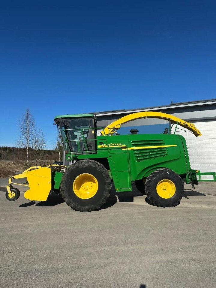 John Deere 7200 - Sklízecí řezačka: obrázek 2 John Deere 7200 - Sklízecí řezačka: obrázek 2