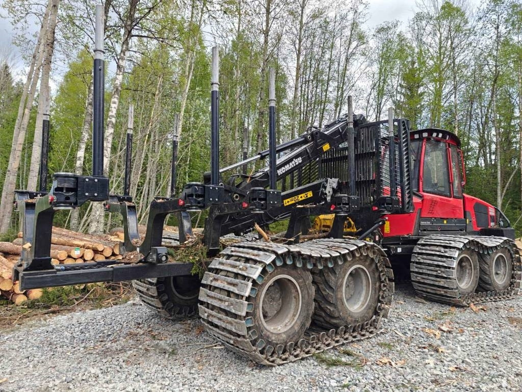 Komatsu 855 - Vyvážecí souprava: obrázek 5 Komatsu 855 - Vyvážecí souprava: obrázek 5