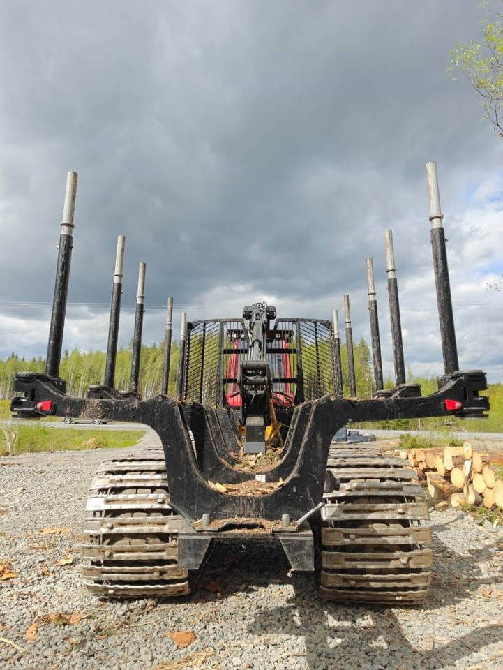 Komatsu 855 - Vyvážecí souprava: obrázek 4 Komatsu 855 - Vyvážecí souprava: obrázek 4