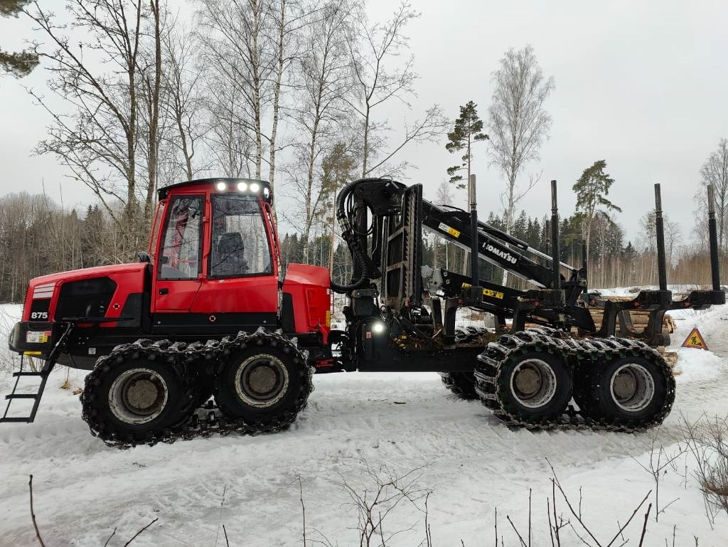 Komatsu 875 - Vyvážecí souprava: obrázek 2 Komatsu 875 - Vyvážecí souprava: obrázek 2