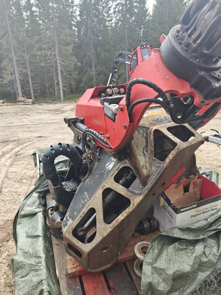 Komatsu C 93 - Kácecí hlava: obrázek 4 Komatsu C 93 - Kácecí hlava: obrázek 4