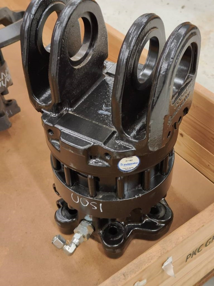 Spare parts Valve blocks, hydraulic motors, cylind - Hydraulika pro Lesní technika: obrázek 1 Spare parts Valve blocks, hydraulic motors, cylind - Hydraulika pro Lesní technika: obrázek 1