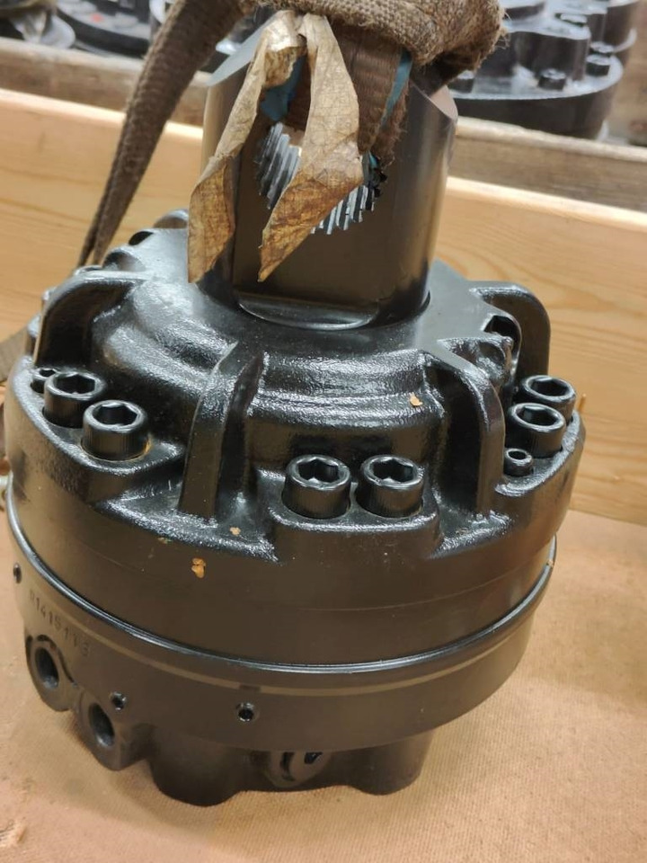 Spare parts Valve blocks, hydraulic motors, cylind - Hydraulika pro Lesní technika: obrázek 5 Spare parts Valve blocks, hydraulic motors, cylind - Hydraulika pro Lesní technika: obrázek 5