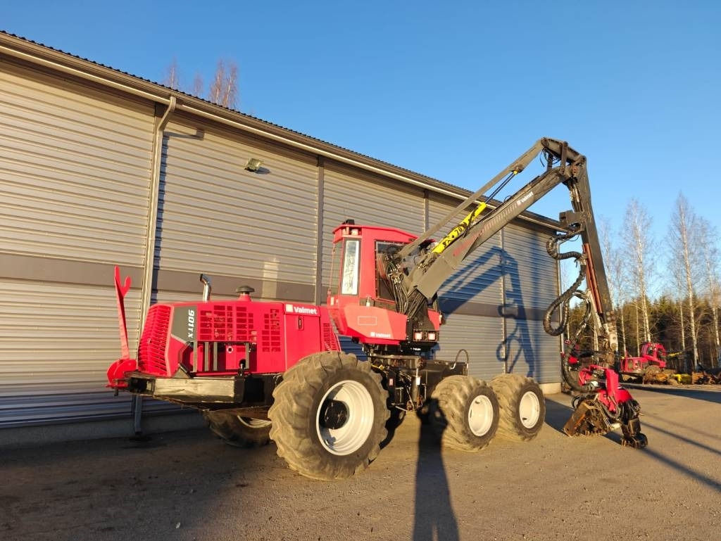 Valmet 901TX - Harvestor: obrázek 4 Valmet 901TX - Harvestor: obrázek 4