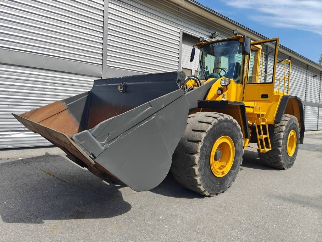 Volvo L 180 E - Kolový nakladač: obrázek 1 Volvo L 180 E - Kolový nakladač: obrázek 1