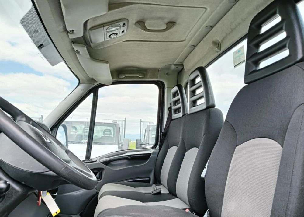 Iveco 35C13, 35C12, 35C14, 35C15 - Podvozek s kabinou: obrázek 4 Iveco 35C13, 35C12, 35C14, 35C15 - Podvozek s kabinou: obrázek 4