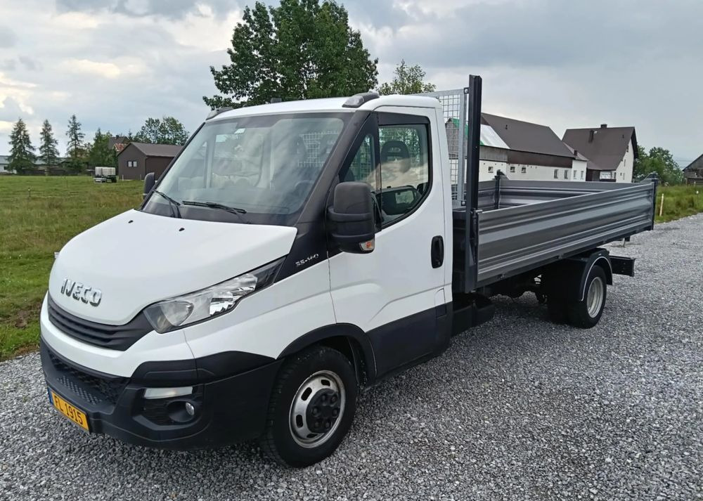 Iveco 35C14,35C13,35C12,35C15 - Dodávka sklápěč: obrázek 3 Iveco 35C14,35C13,35C12,35C15 - Dodávka sklápěč: obrázek 3