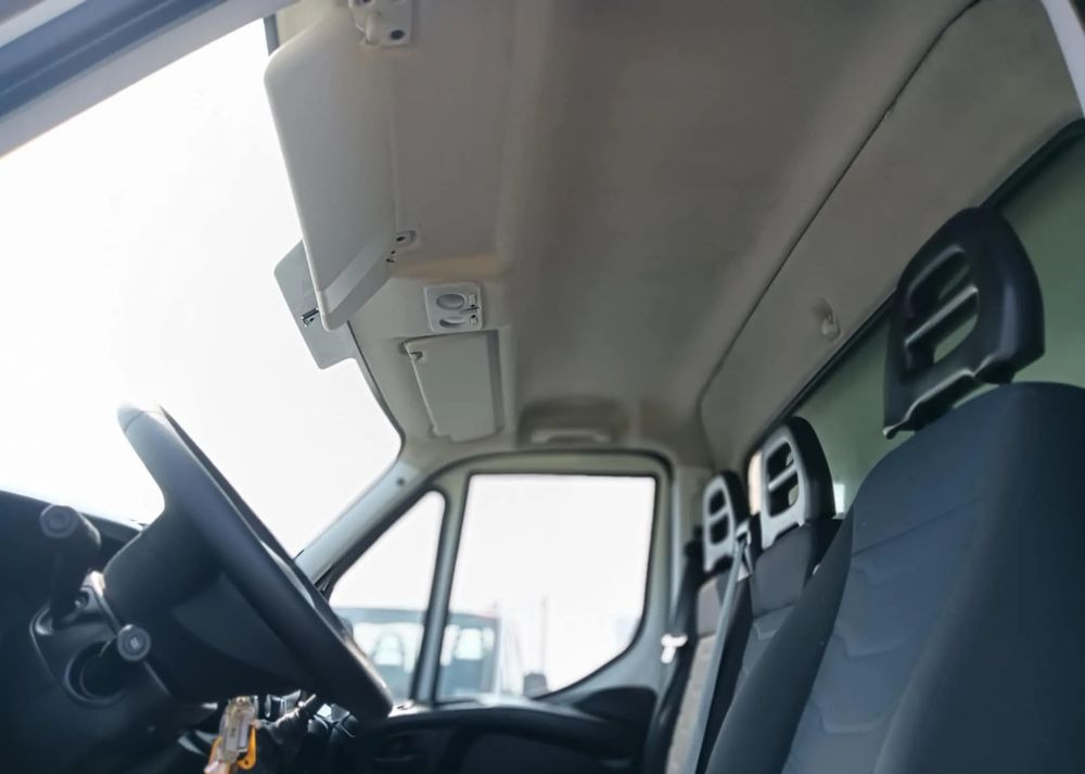 Iveco 35C14, 35C13, 35C15, 35C12 - Dodávka skřín: obrázek 5 Iveco 35C14, 35C13, 35C15, 35C12 - Dodávka skřín: obrázek 5