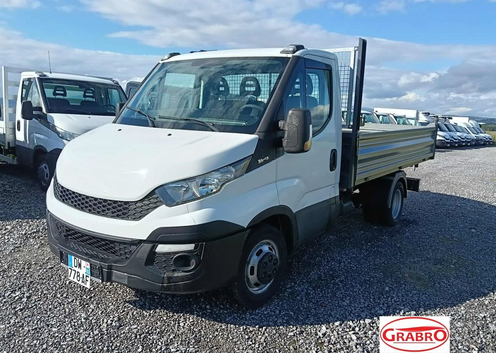 Iveco DAILY 35C13, 35C12, 35C14, 35C15 - Dodávka sklápěč: obrázek 2 Iveco DAILY 35C13, 35C12, 35C14, 35C15 - Dodávka sklápěč: obrázek 2