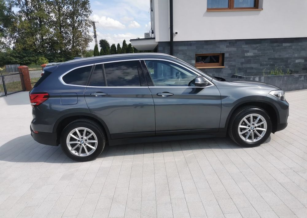 BMW X1 sDrive16d - Kombi: obrázek 3 BMW X1 sDrive16d - Kombi: obrázek 3