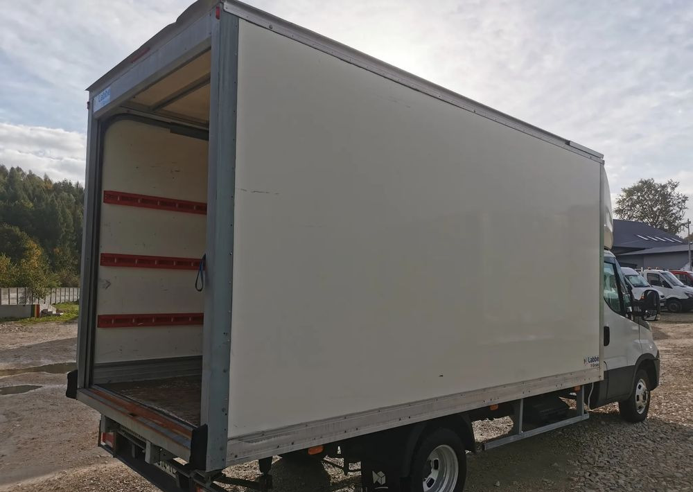 Iveco 3.0-150KM Daily 35C15 Kontener długi rama 35-150 kiper Klimatyzacja długi rozstaw - Dodávka skřín: obrázek 5 Iveco 3.0-150KM Daily 35C15 Kontener długi rama 35-150 kiper Klimatyzacja długi rozstaw - Dodávka skřín: obrázek 5