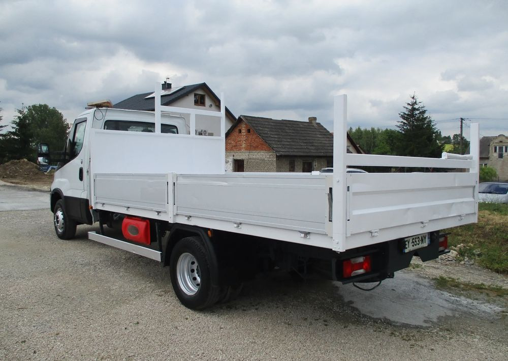 Iveco Daily 3.0 na bliźniaku 70C18 skrzynia, laweta, rama, HDS, 70-180 kiper - Nákladní automobil valníkový/ Plošinový: obrázek 5 Iveco Daily 3.0 na bliźniaku 70C18 skrzynia, laweta, rama, HDS, 70-180 kiper - Nákladní automobil valníkový/ Plošinový: obrázek 5