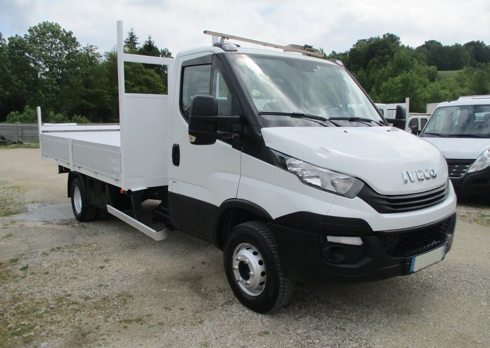 Iveco Daily 3.0 na bliźniaku 70C18 skrzynia, laweta, rama, HDS, 70-180 kiper - Nákladní automobil valníkový/ Plošinový: obrázek 1 Iveco Daily 3.0 na bliźniaku 70C18 skrzynia, laweta, rama, HDS, 70-180 kiper - Nákladní automobil valníkový/ Plošinový: obrázek 1