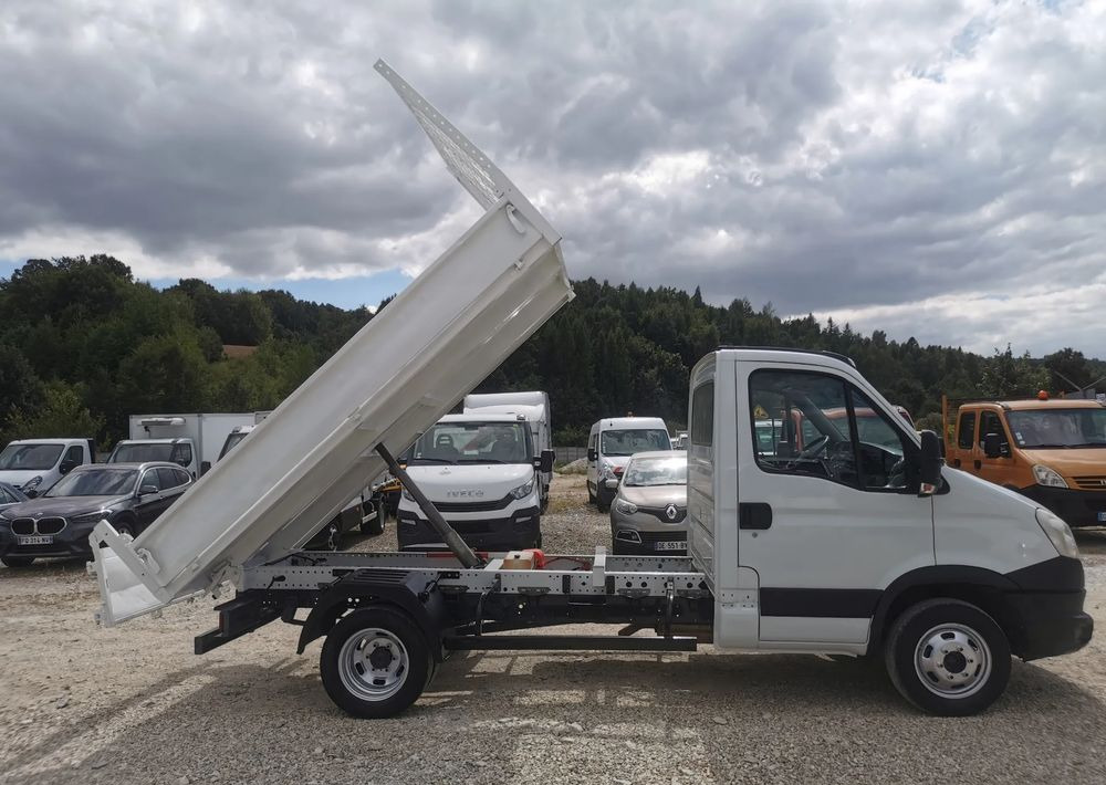 Iveco Daily 35C11 Kiper wywrotka Hak Bliźniak sprowadzony 35C12 - Dodávka sklápěč: obrázek 4 Iveco Daily 35C11 Kiper wywrotka Hak Bliźniak sprowadzony 35C12 - Dodávka sklápěč: obrázek 4