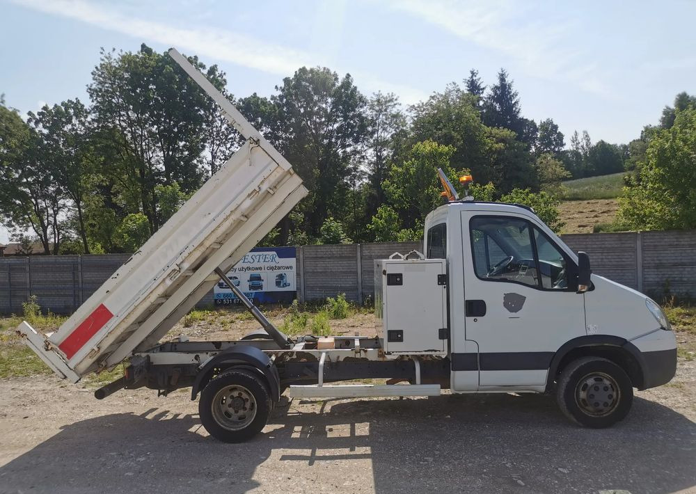 Iveco Daily 35C11 Kiper wywrotka Hak Bliźniak sprowadzony - Dodávka sklápěč: obrázek 2 Iveco Daily 35C11 Kiper wywrotka Hak Bliźniak sprowadzony - Dodávka sklápěč: obrázek 2